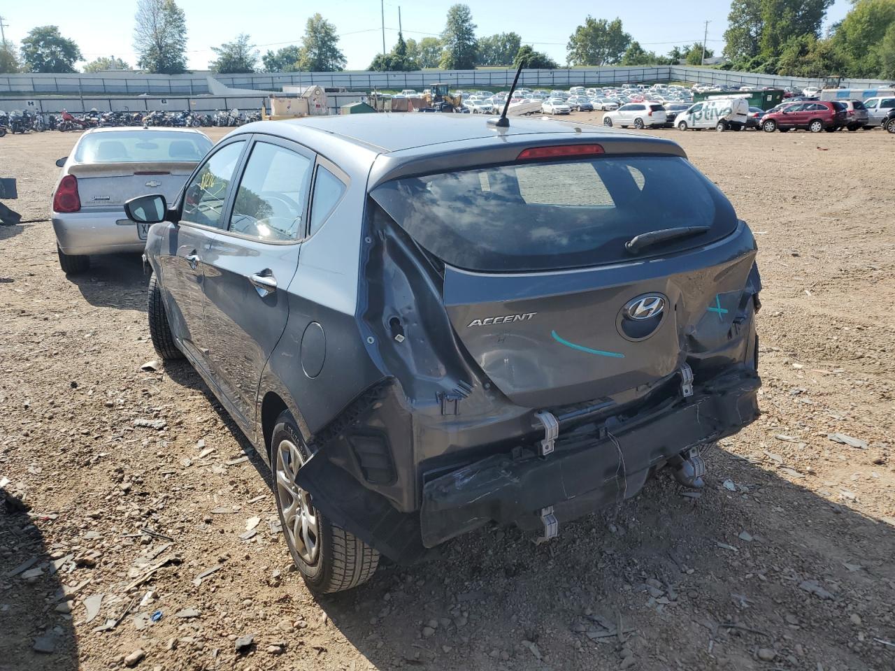 2012 HYUNDAI ACCENT GLS - Image 3