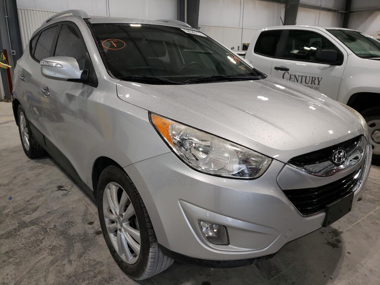 2010 HYUNDAI TUCSON GLS car image