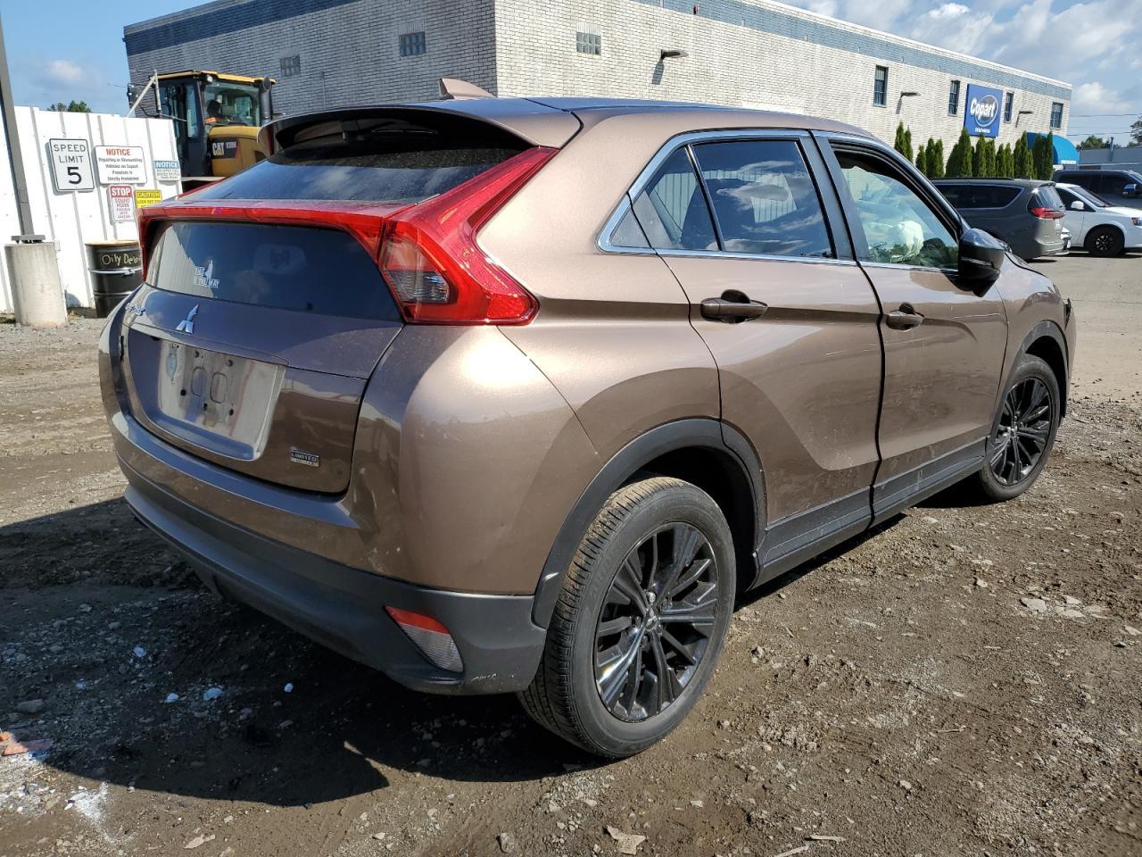 2020 Mitsubishi Eclipse Cross Le - Фото 4