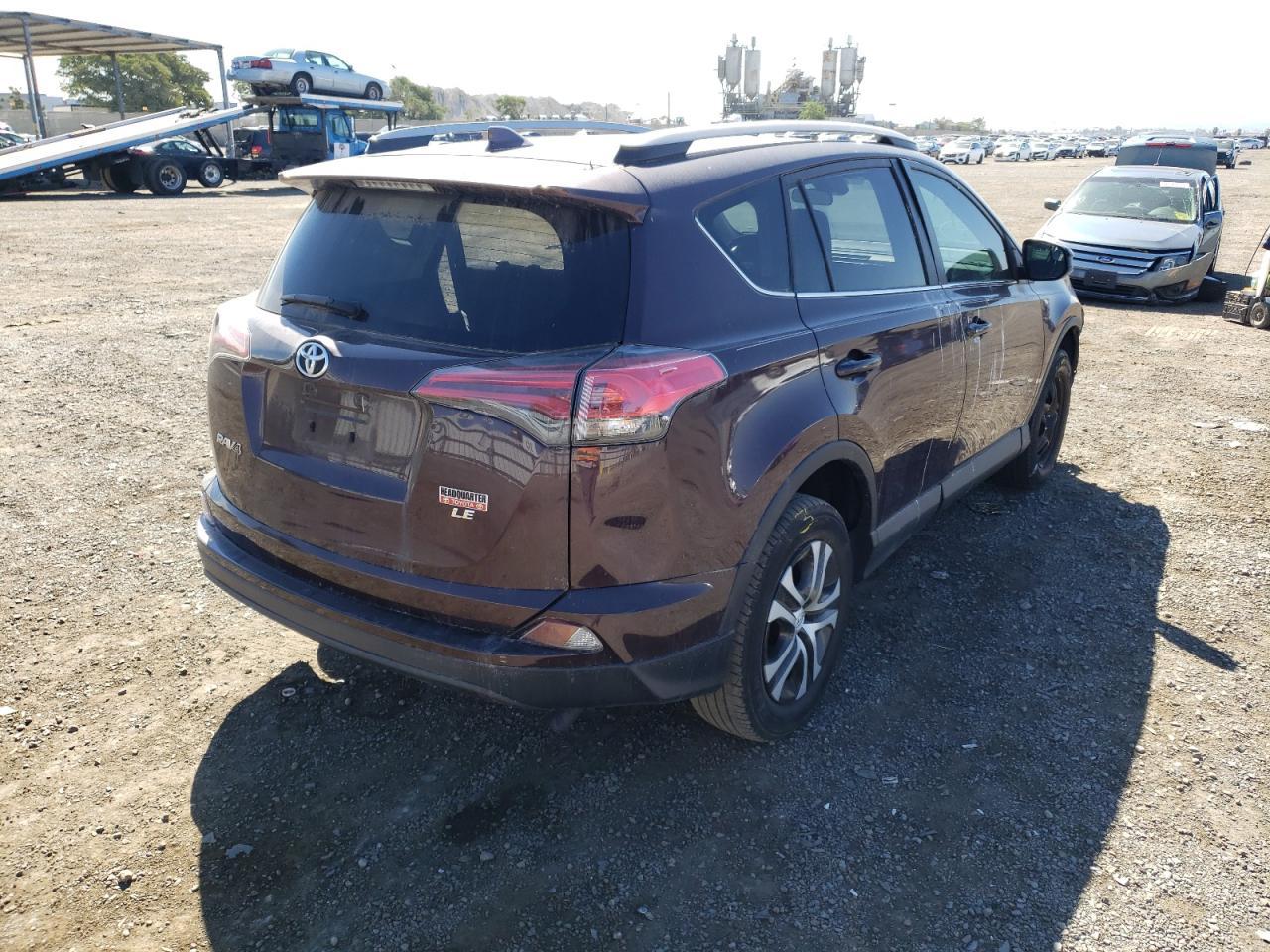 2018 TOYOTA RAV4 LE - Image 4