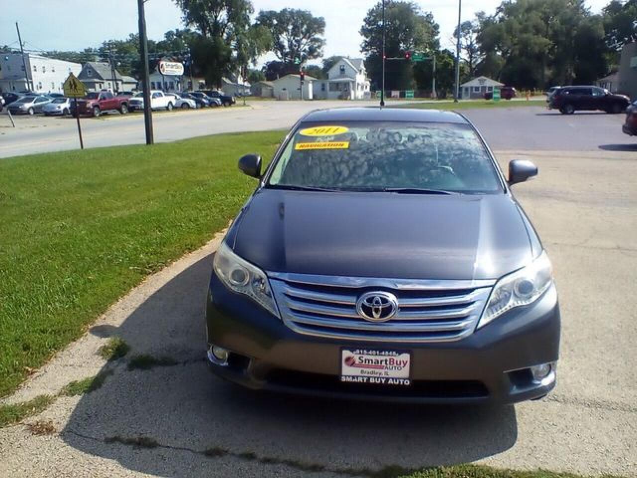 2011 Toyota Avalon Base - Фото 2