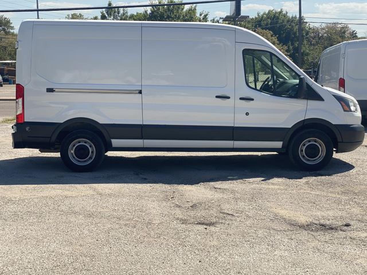 2015 Ford Transit T-150 - Image 4