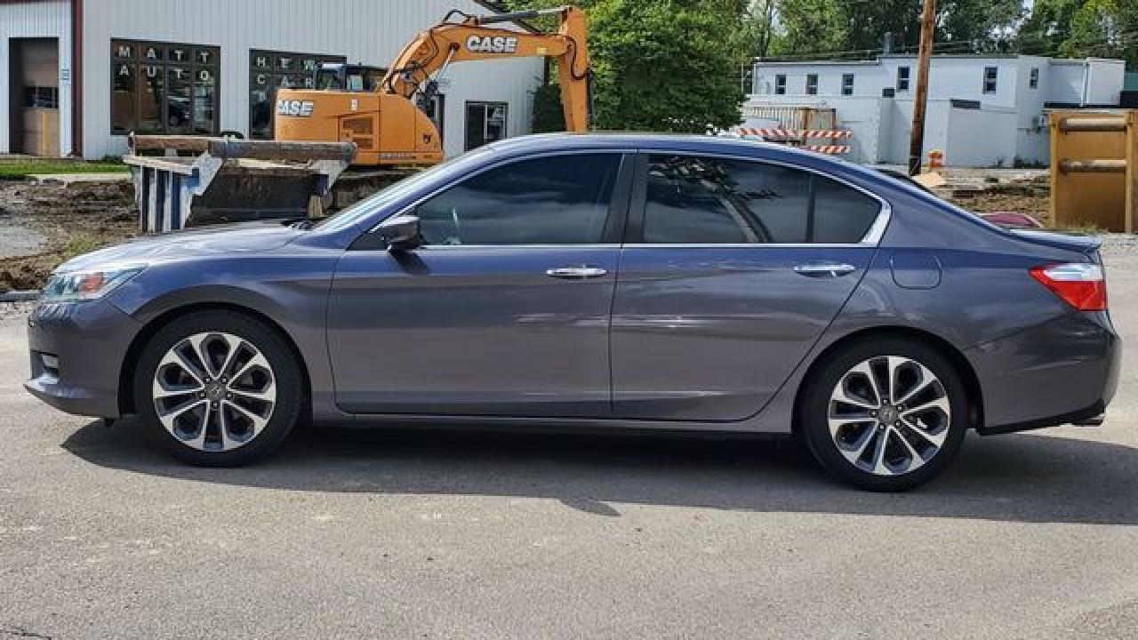 2015 Honda Accord Sport - Image 6