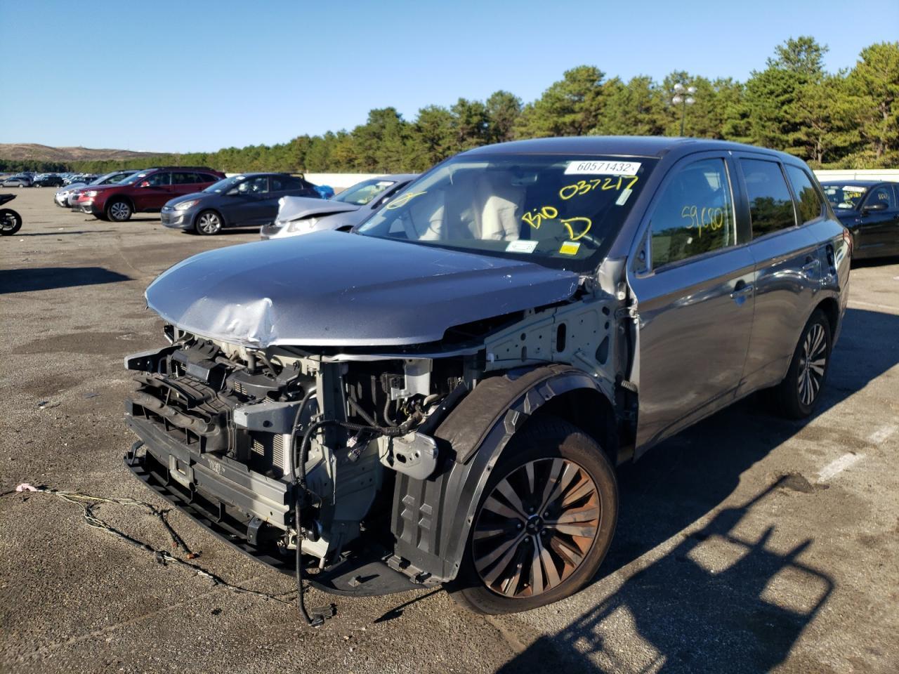 2019 Mitsubishi Outlander Es - Image 2