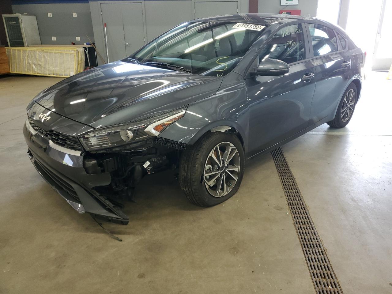 2022 Kia Forte Fe - Фото 2