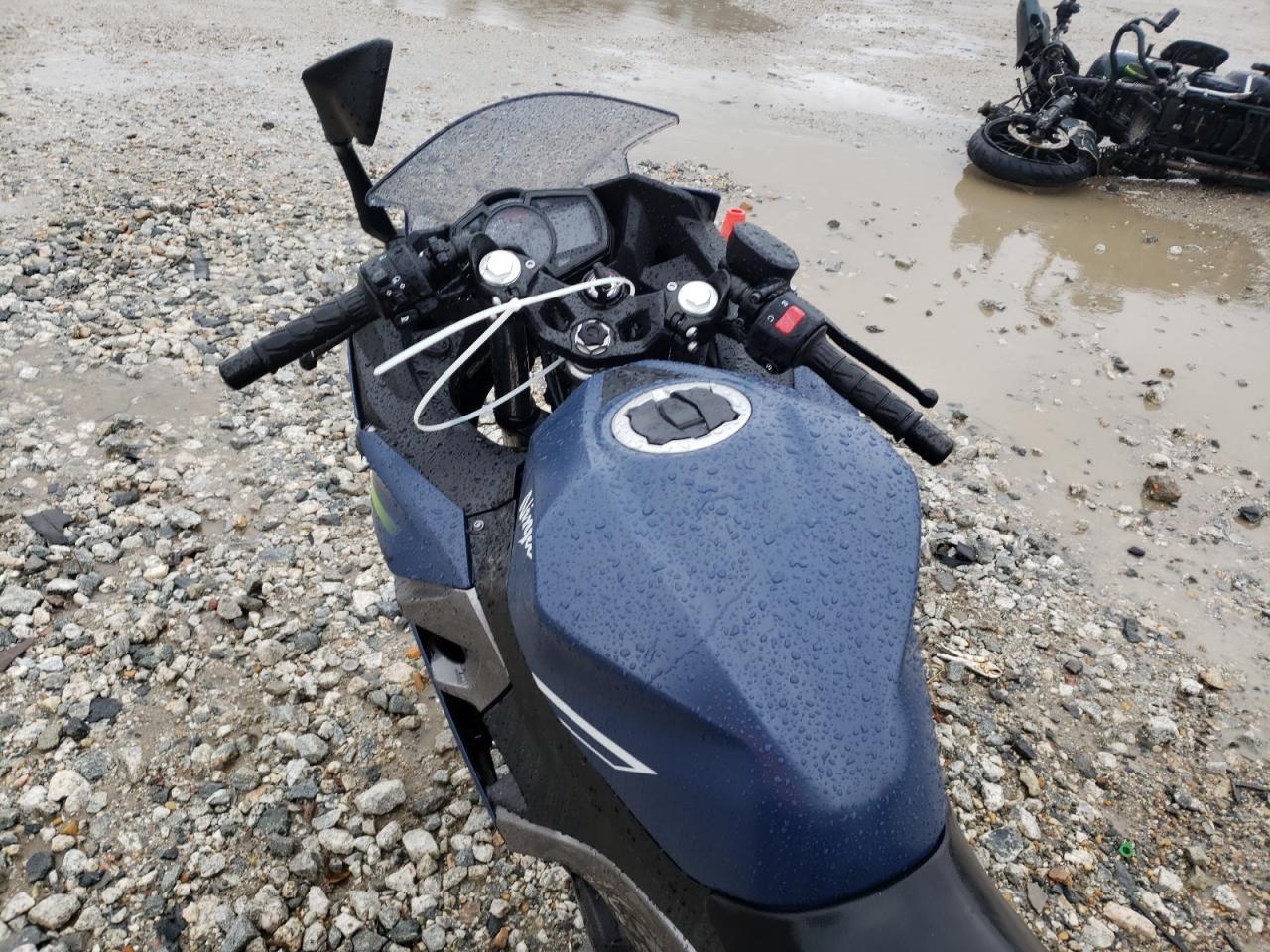2022 Kawasaki Ex400 - Image 5