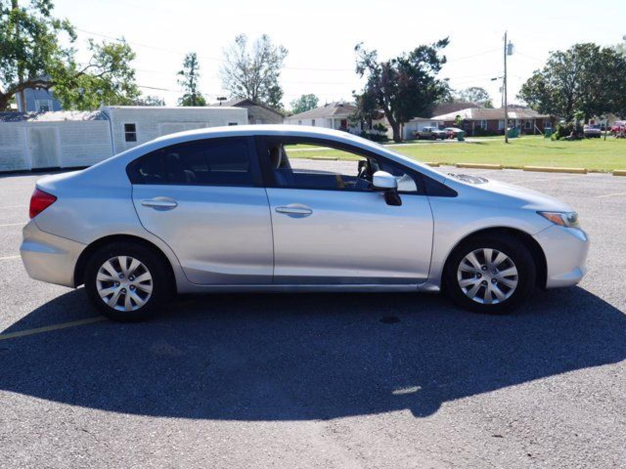 2012 Honda Civic Lx - Image 4