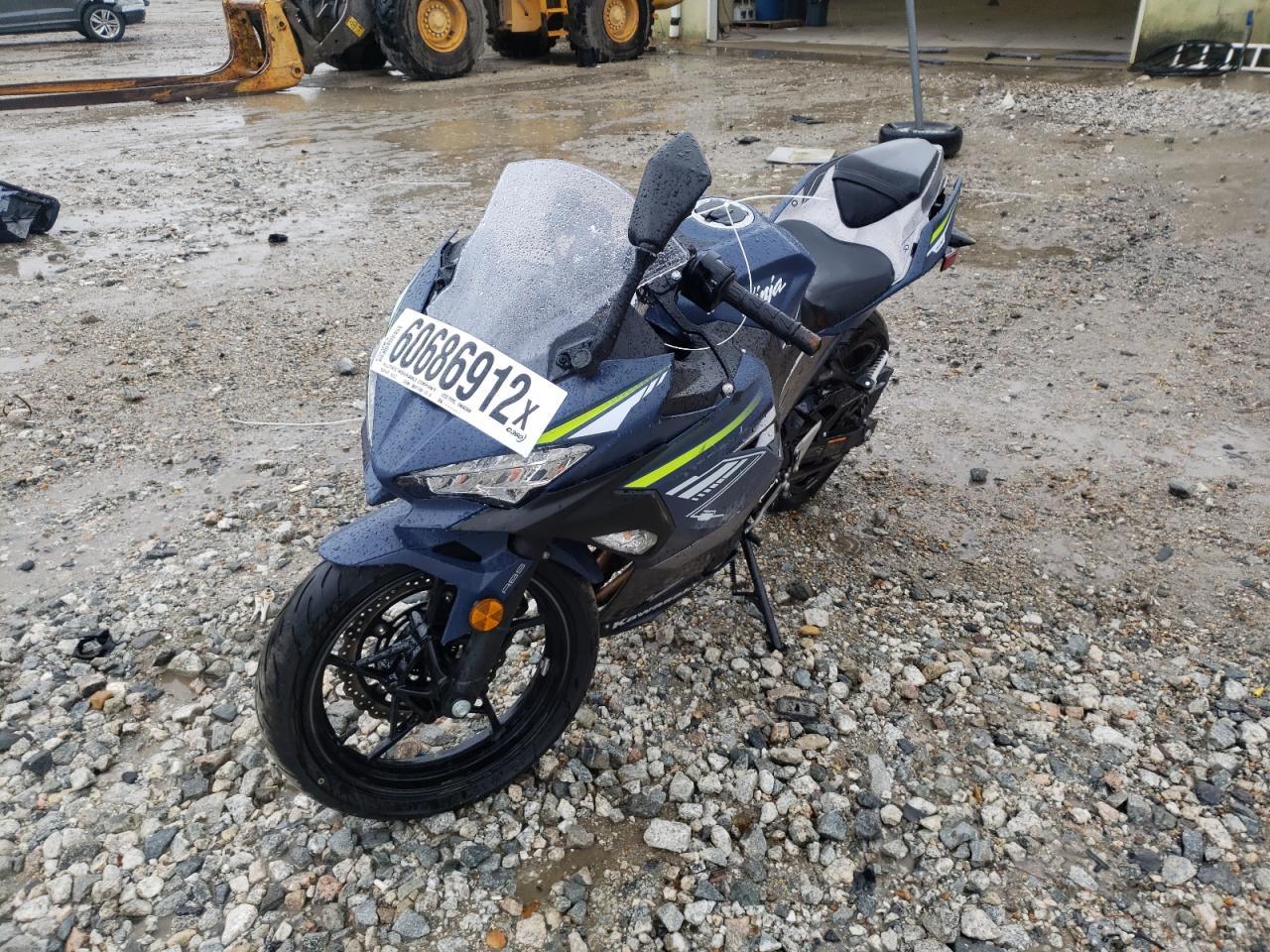2022 Kawasaki Ex400 - Image 2