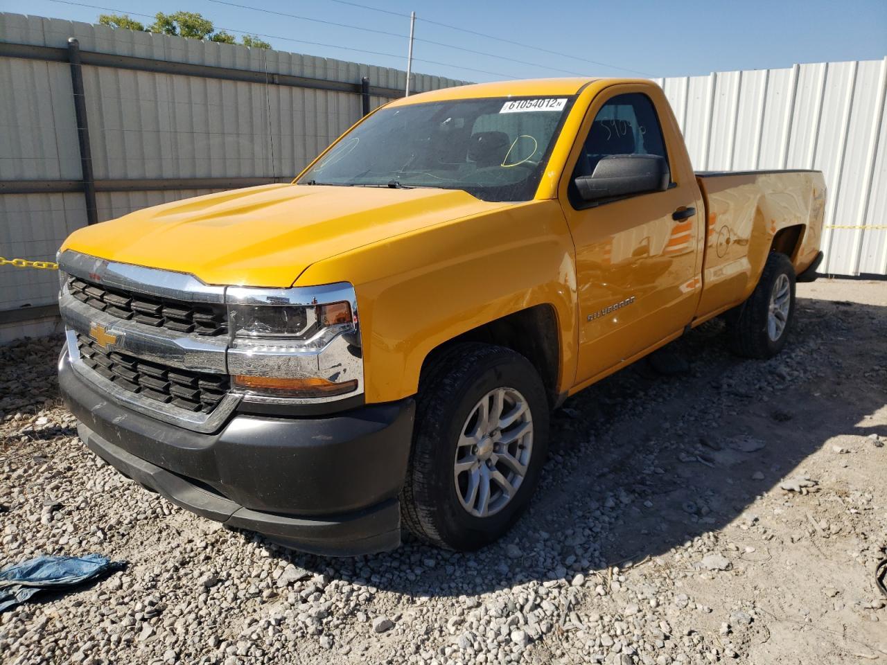 2017 Chevrolet Silverado C1500 - Фото 2