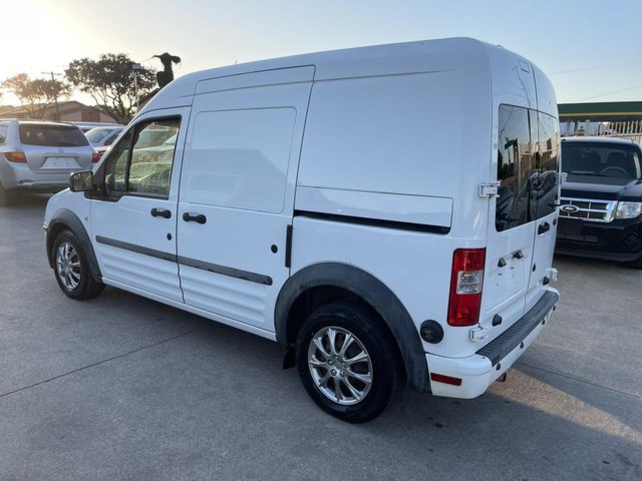 2013 Ford Transit Connect Xlt - Фото 2