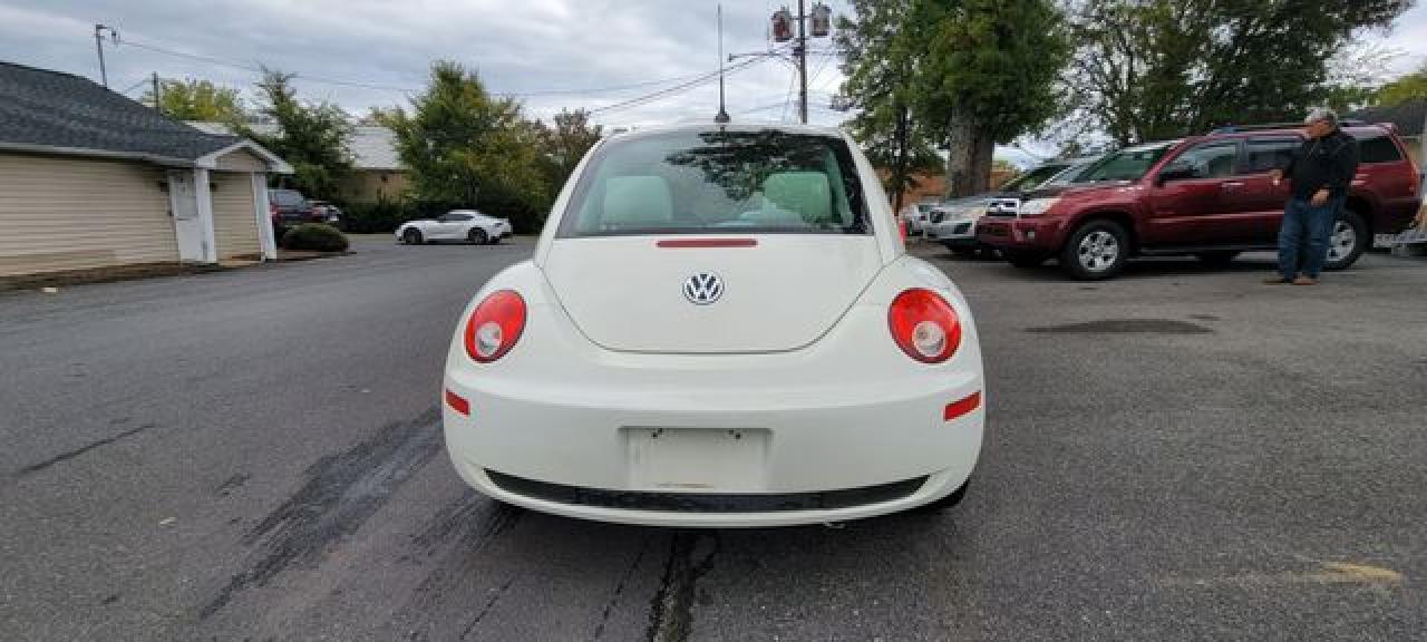 2008 Volkswagen New Beetle Triple White - Фото 7