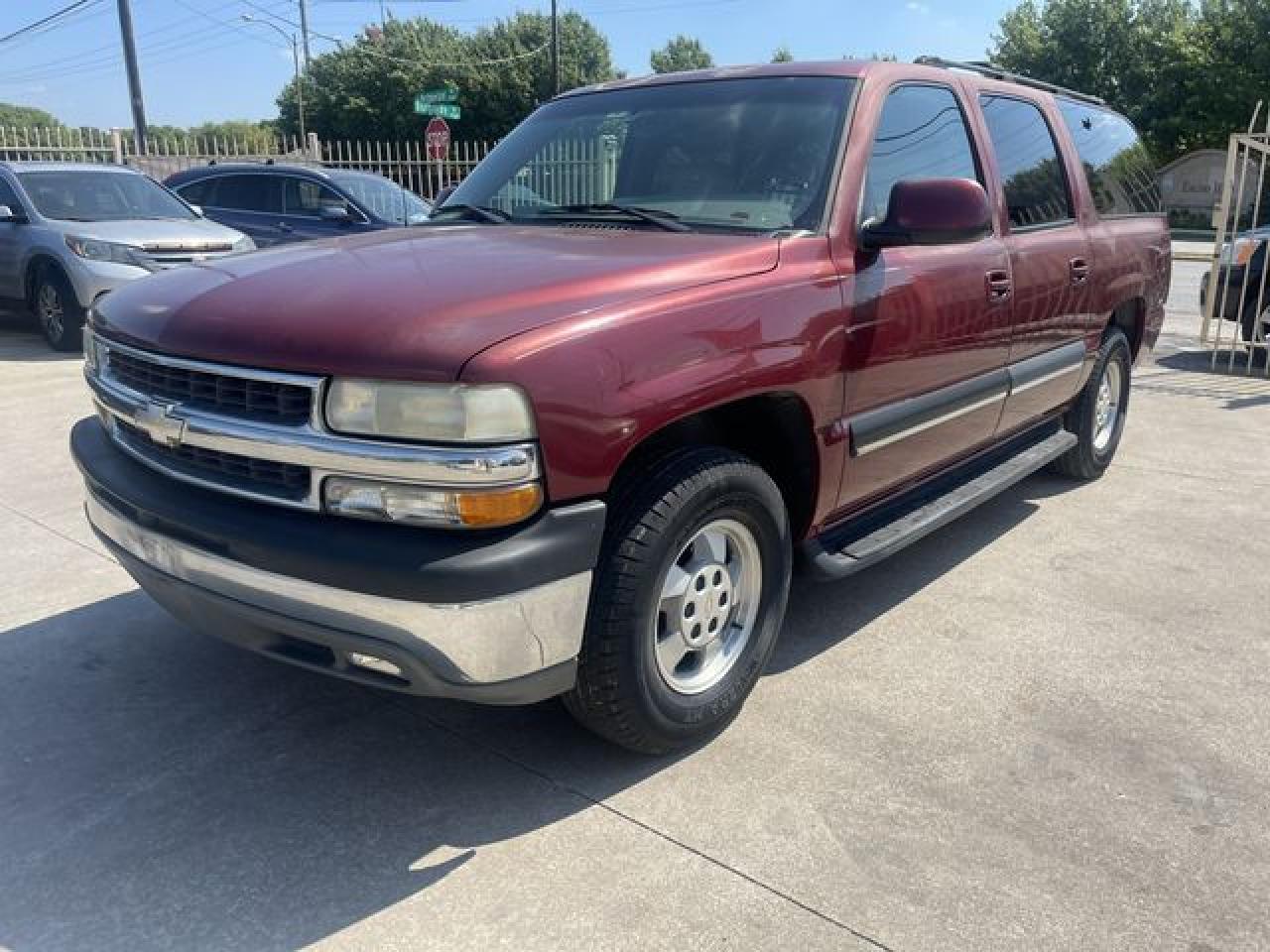 2001 Chevrolet Suburban C1500 - Фото 2