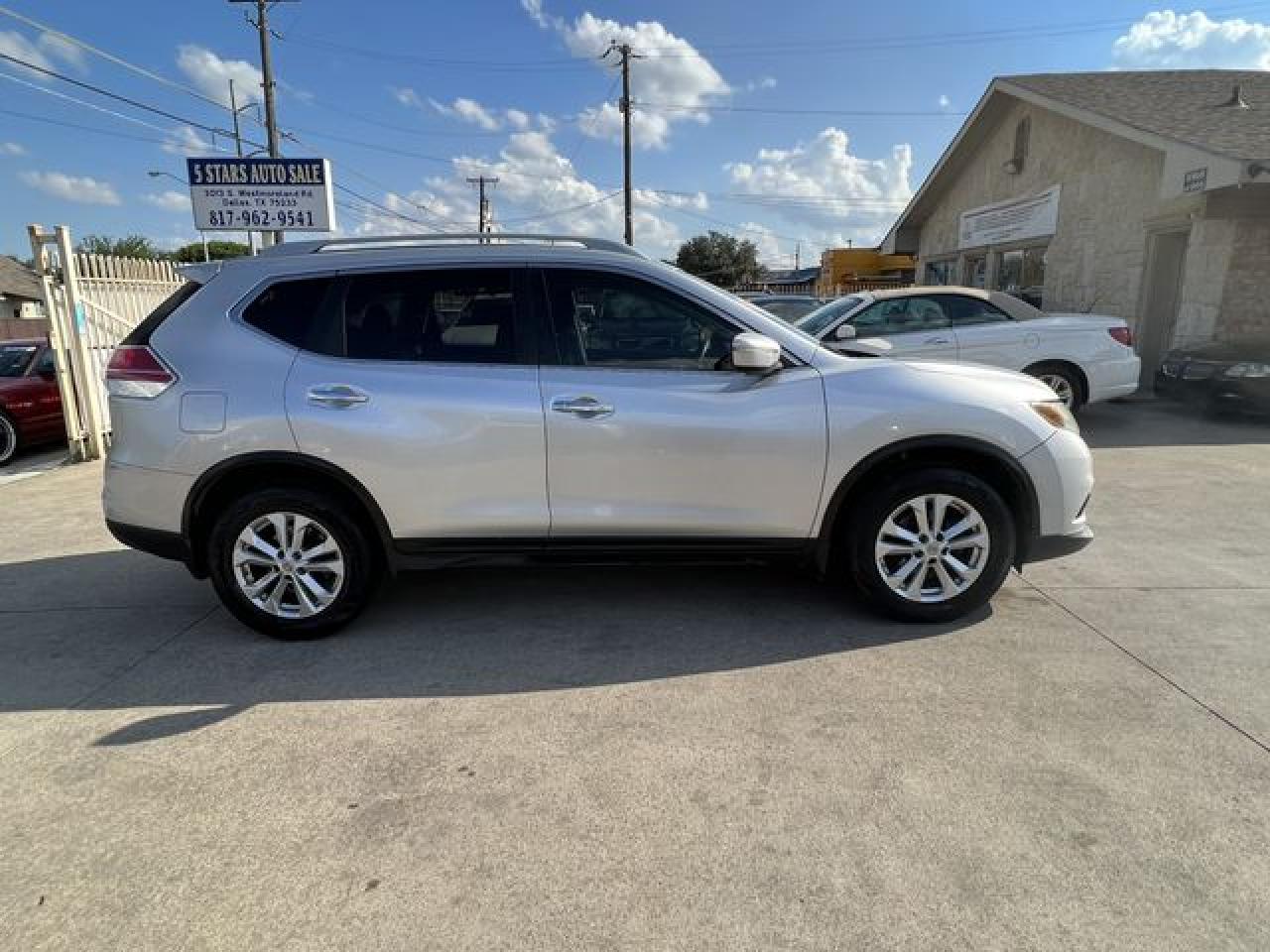 2014 Nissan Rogue S - Image 4