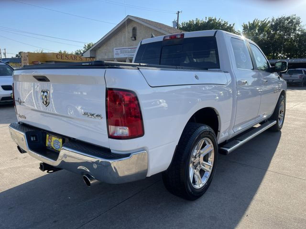 2018 Ram 1500 Slt - Image 2