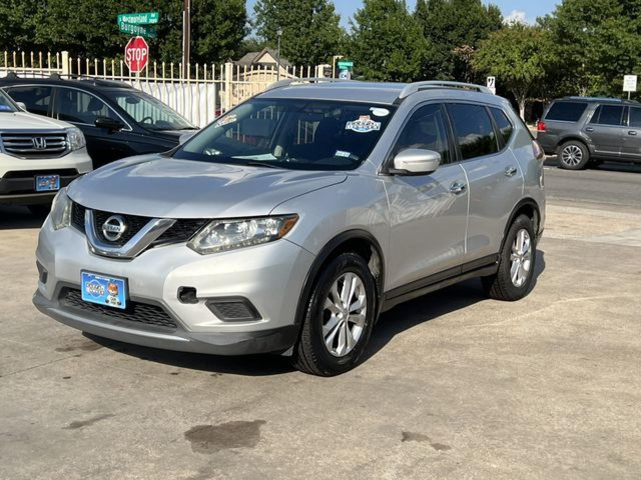 2014 Nissan Rogue S - Image 3