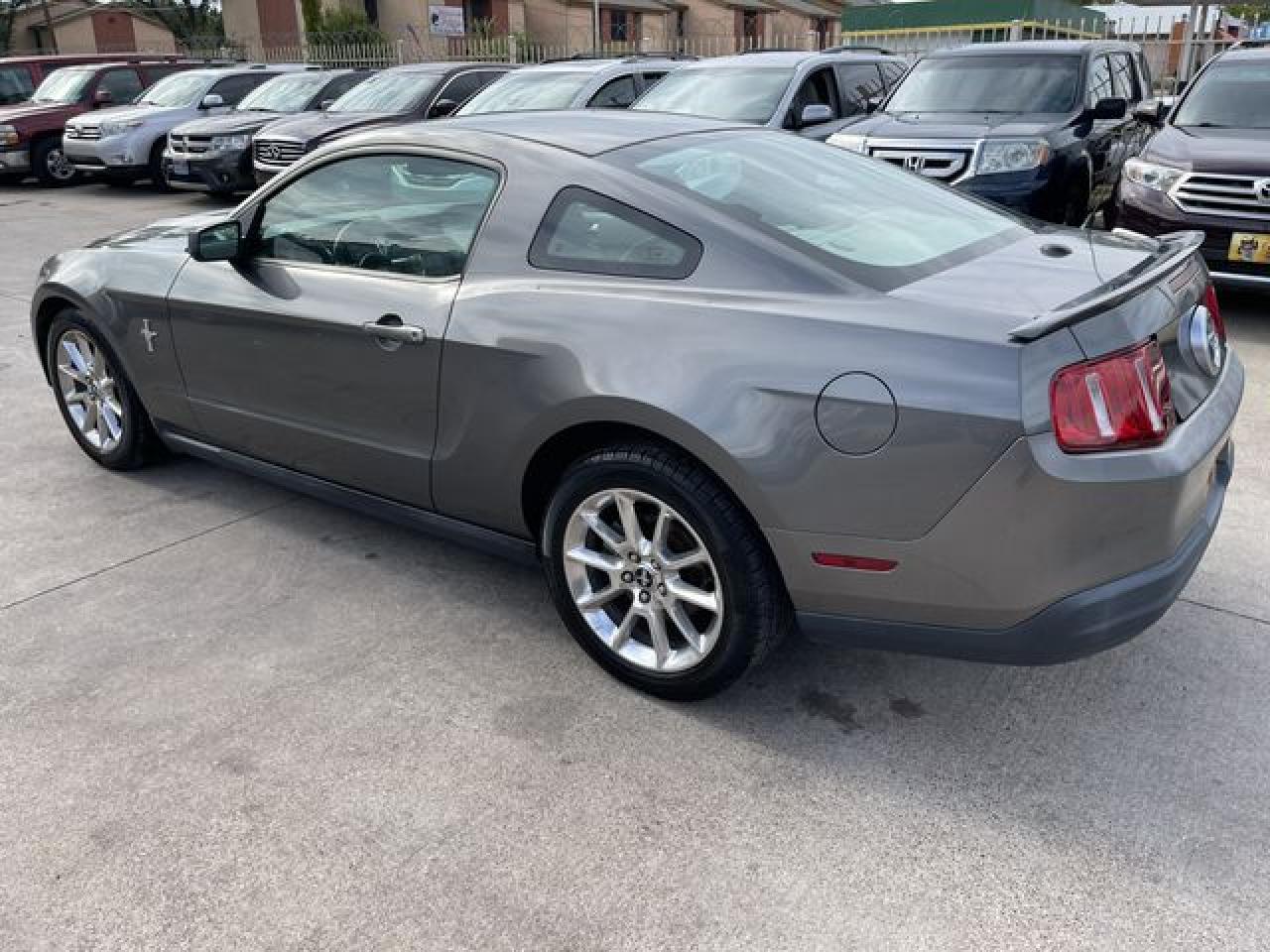 2010 Ford Mustang - Image 5