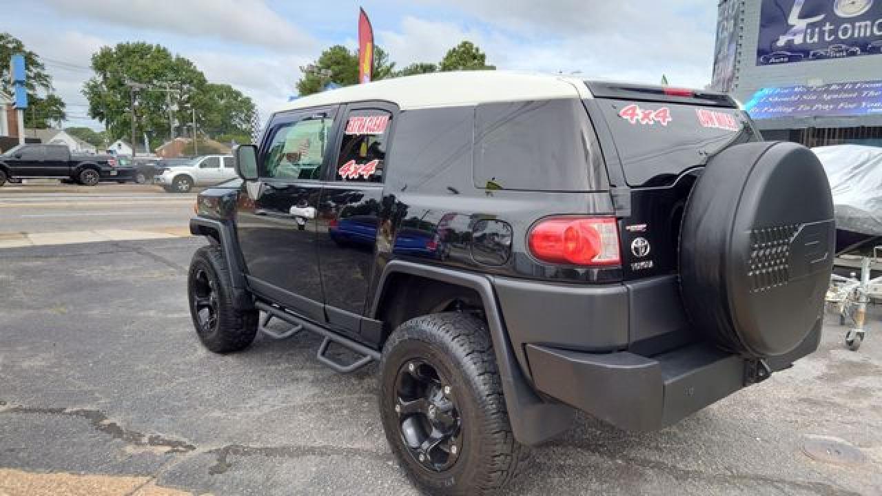 2008 Toyota Fj Cruiser - Image 4