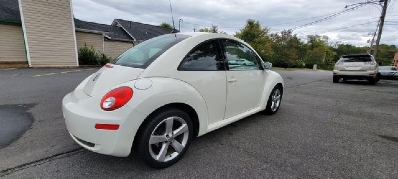 2008 Volkswagen New Beetle Triple White - Фото 6