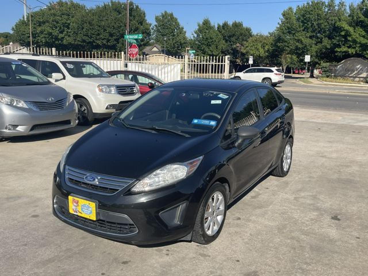 2011 Ford Fiesta Se - Фото 6