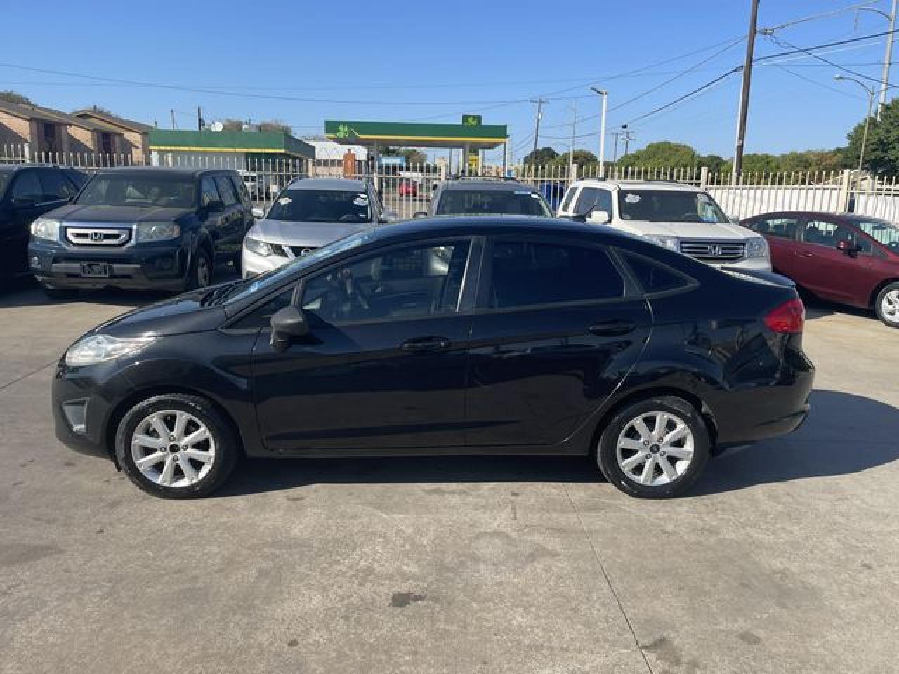 2011 Ford Fiesta Se - Фото 7