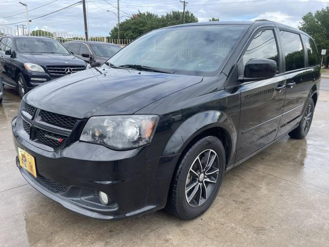 2017 Dodge Grand Caravan Gt - Фото 2