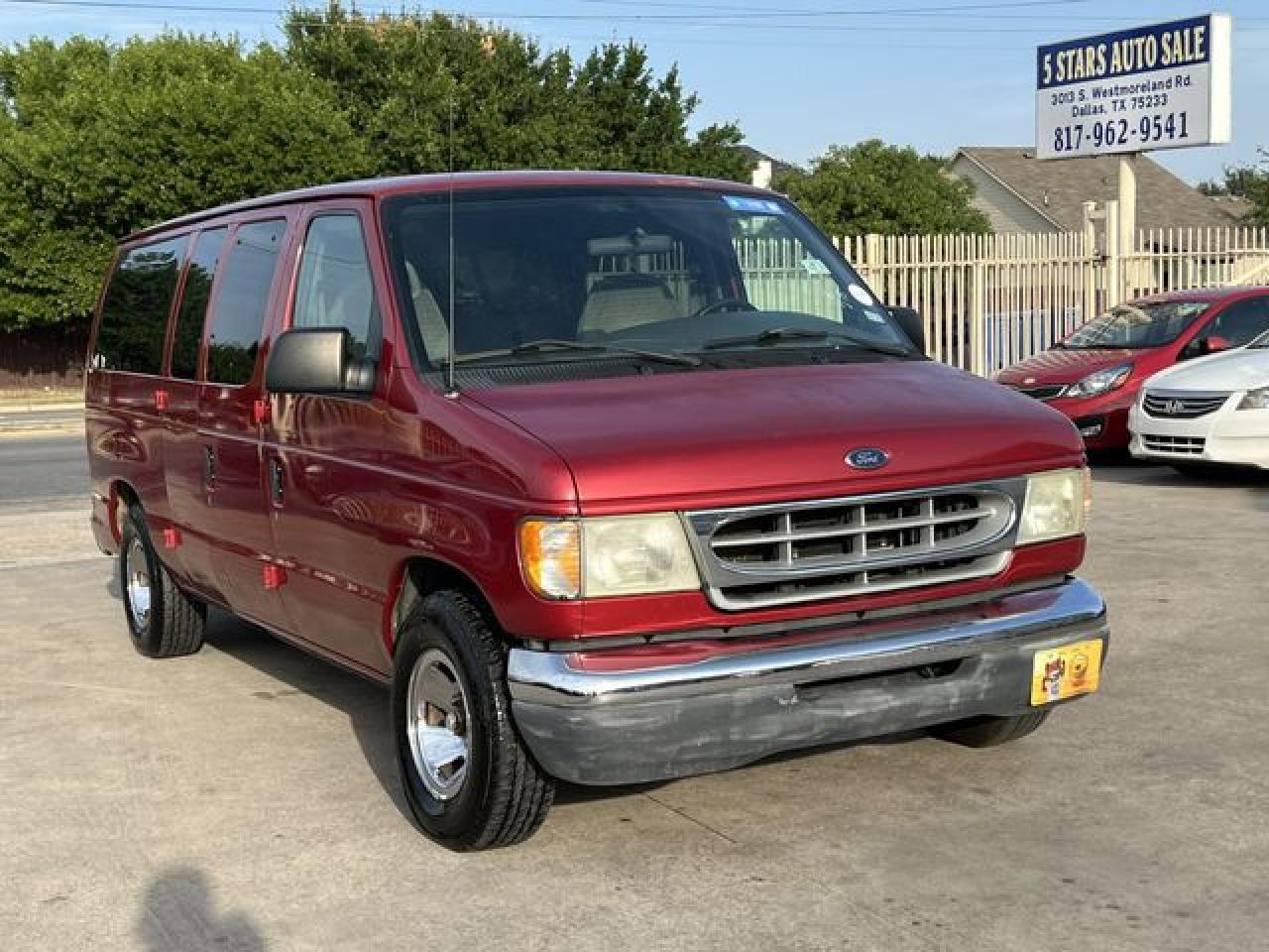 2002 Ford Econoline E150 Wagon - Image 4