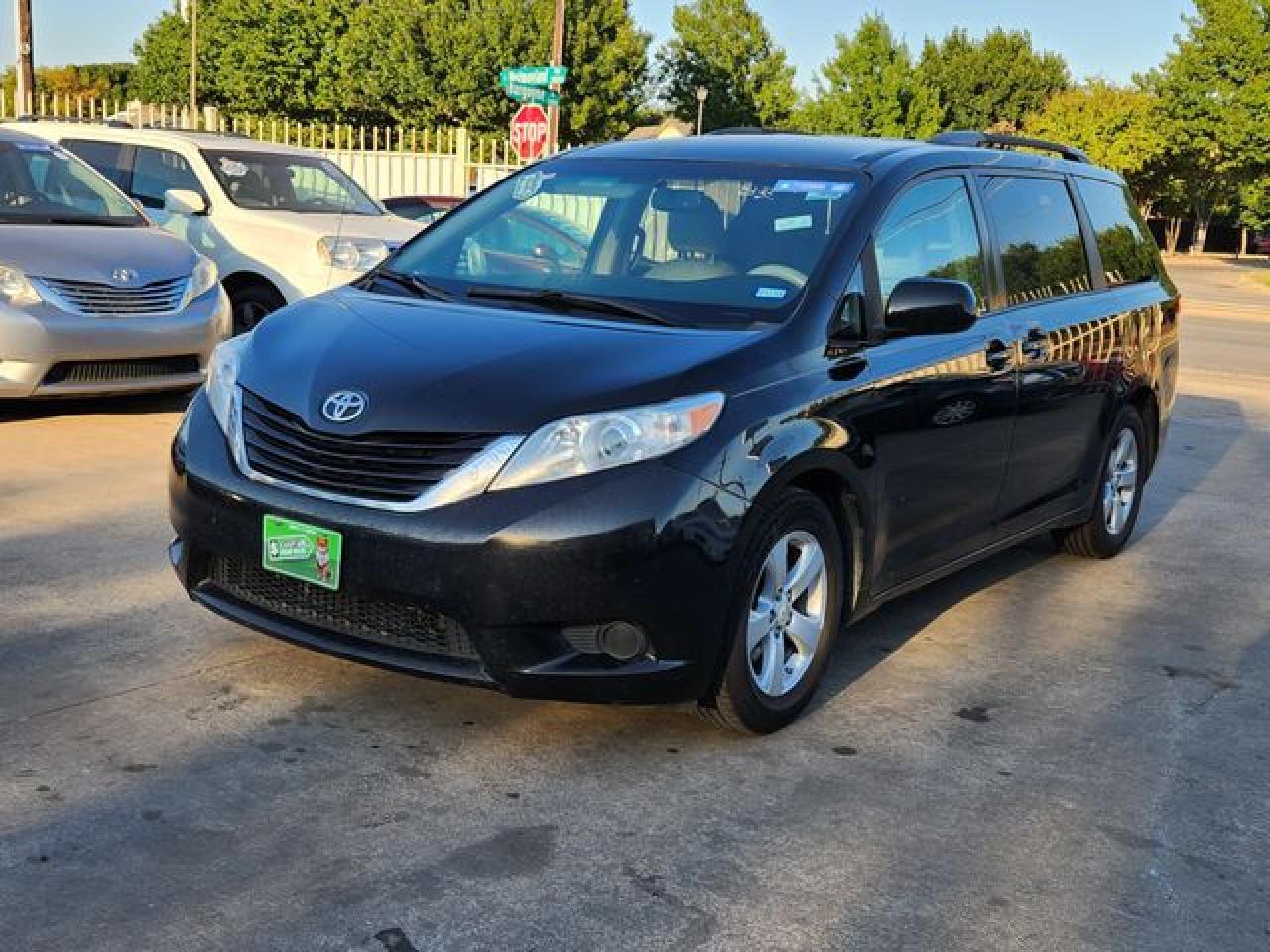 2011 Toyota Sienna Le - Image 2