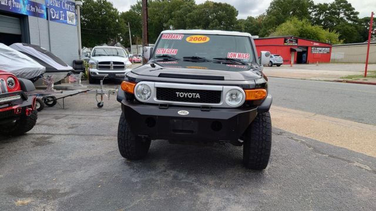 2008 Toyota Fj Cruiser - Image 2