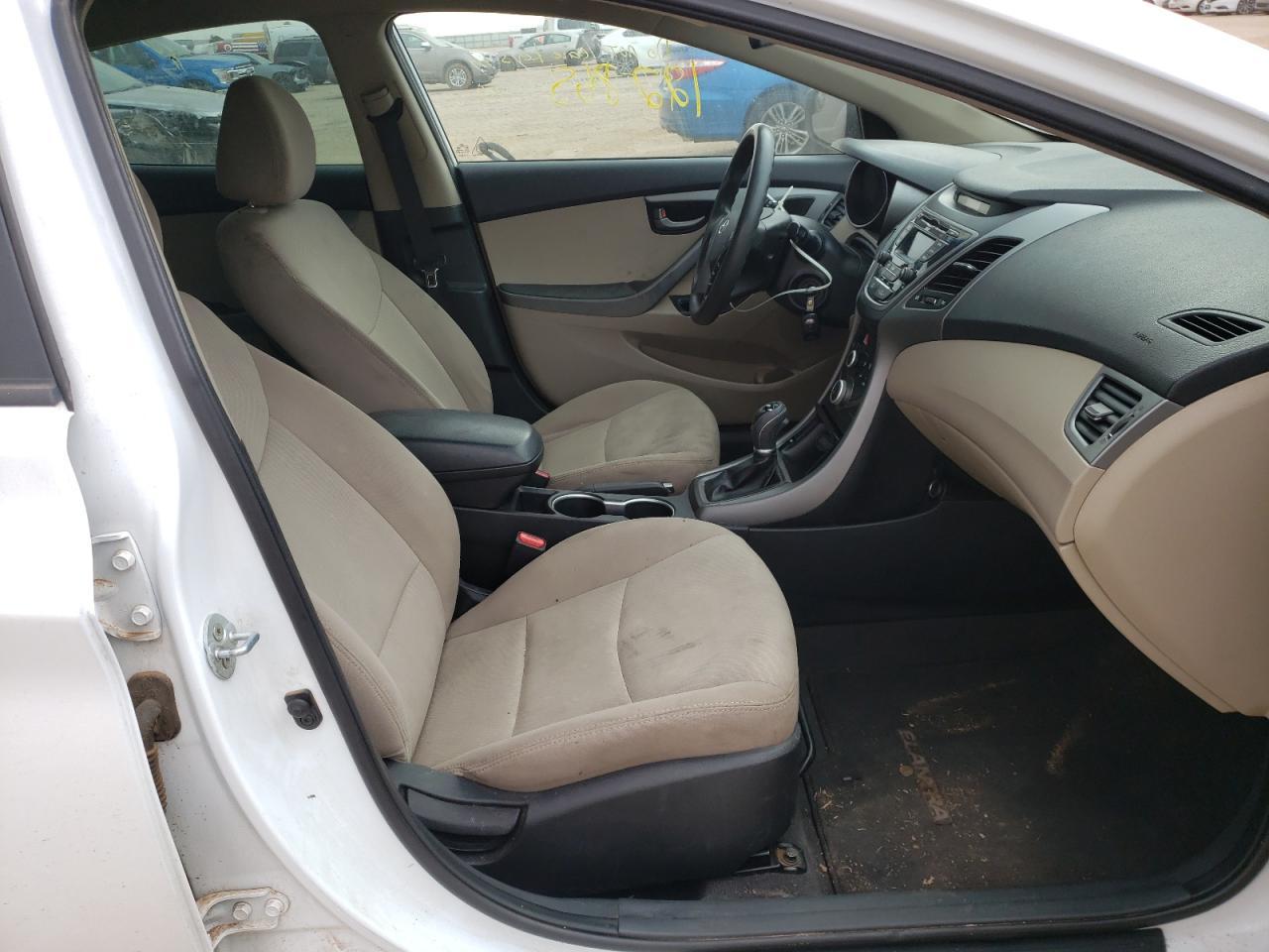 2015 HYUNDAI ELANTRA SE - Image 5