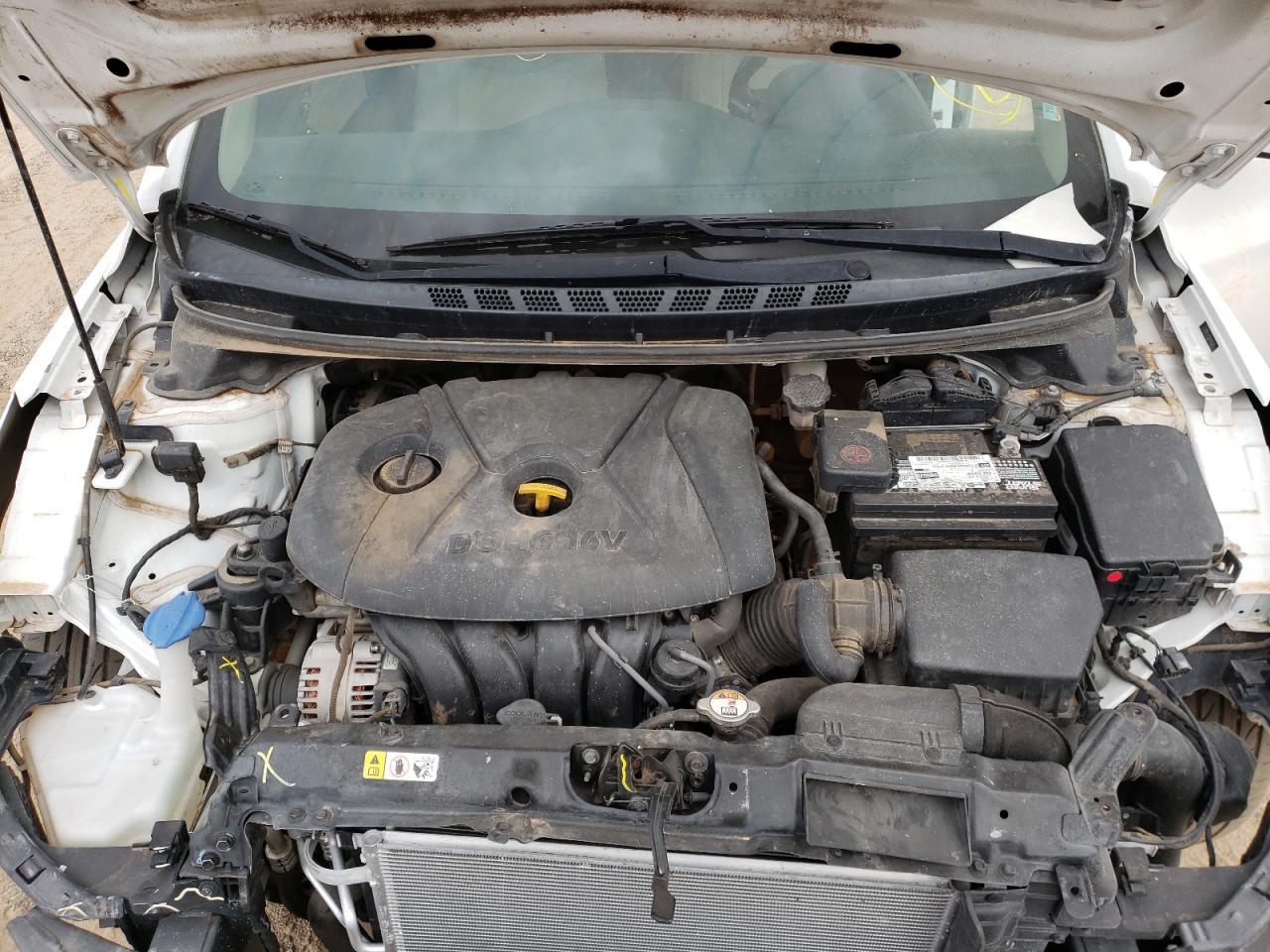 2015 HYUNDAI ELANTRA SE - Image 7