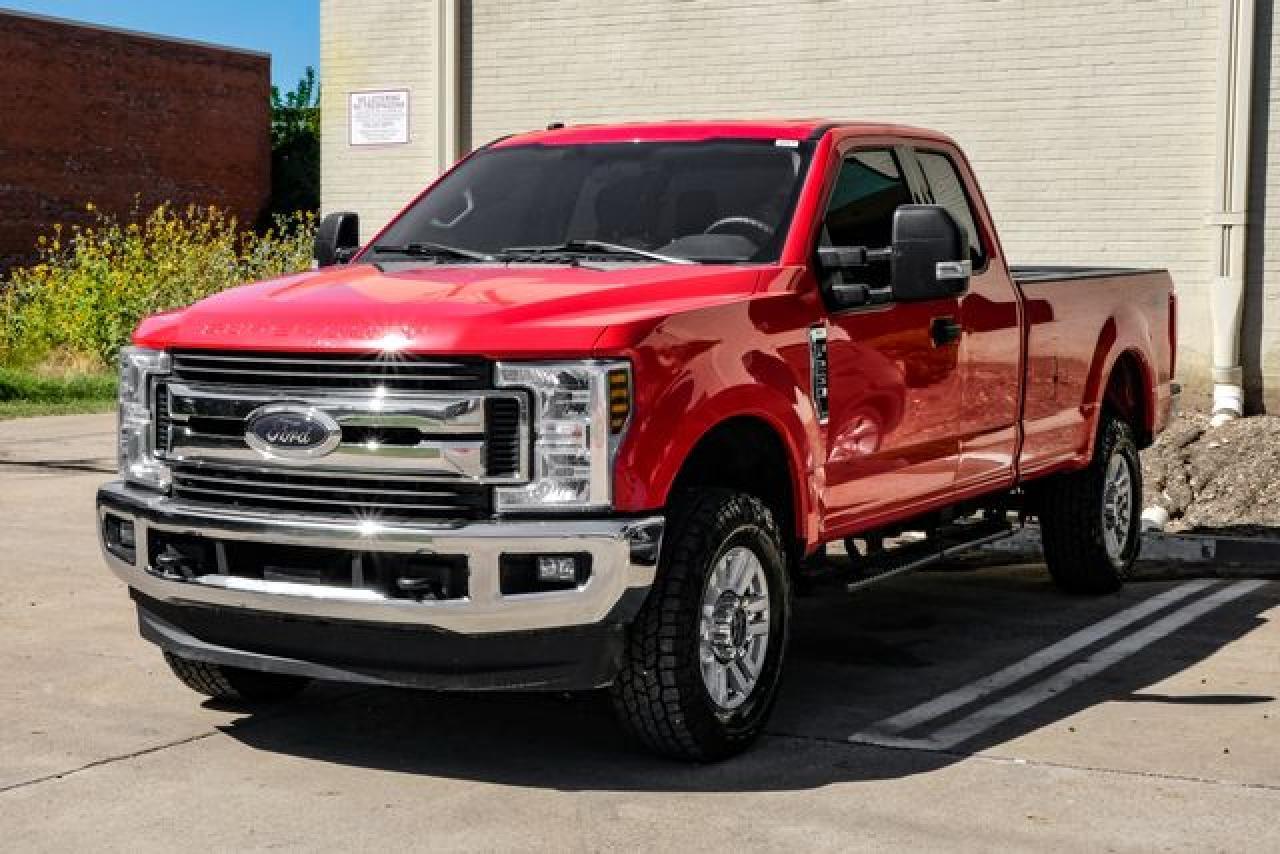 2019 Ford F250 Super Duty - Фото 3
