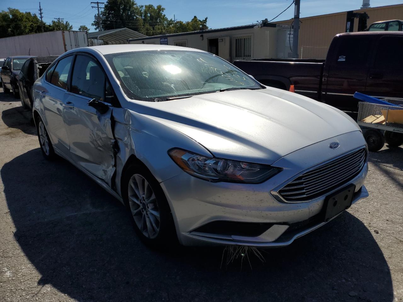 2017 FORD FUSION SE car image