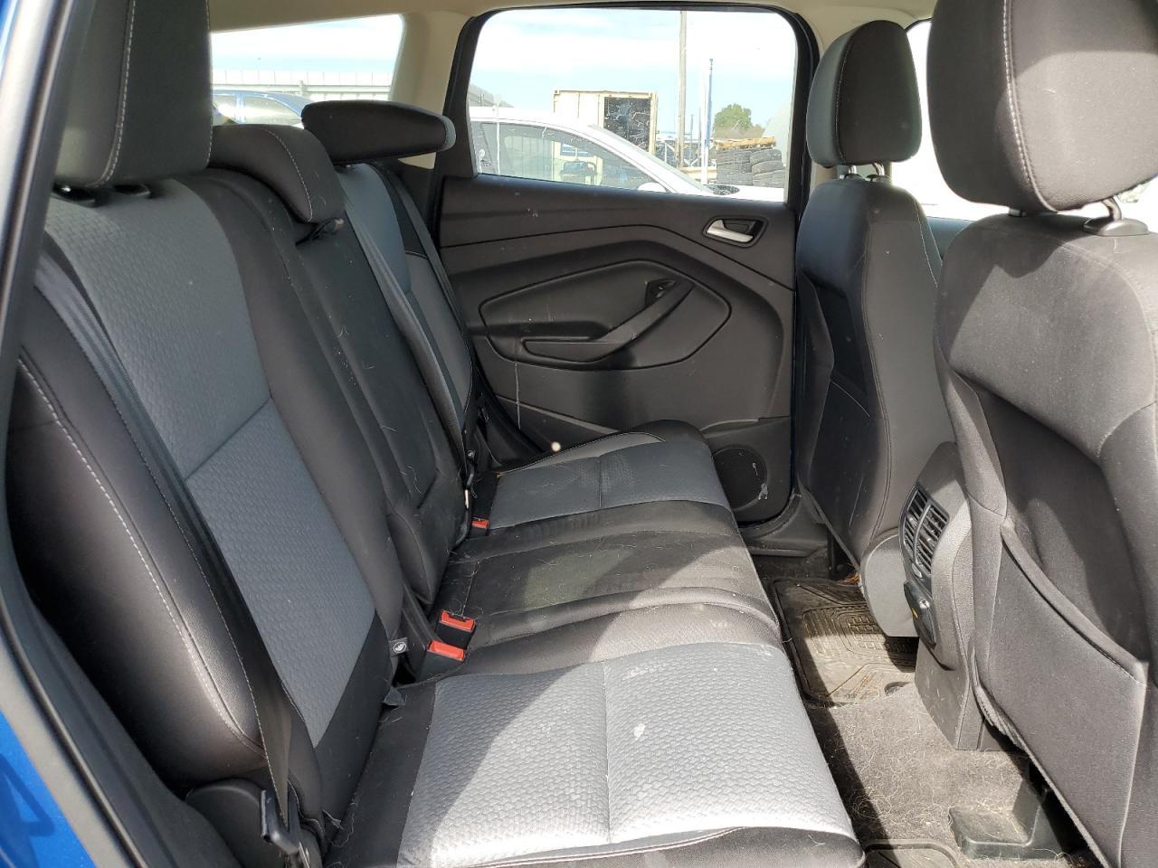 2017 FORD ESCAPE SE - Фото 6