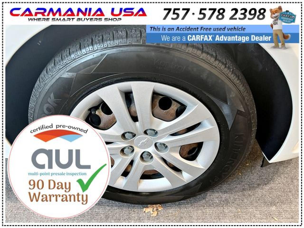 2017 Chevrolet Sonic - Image 4