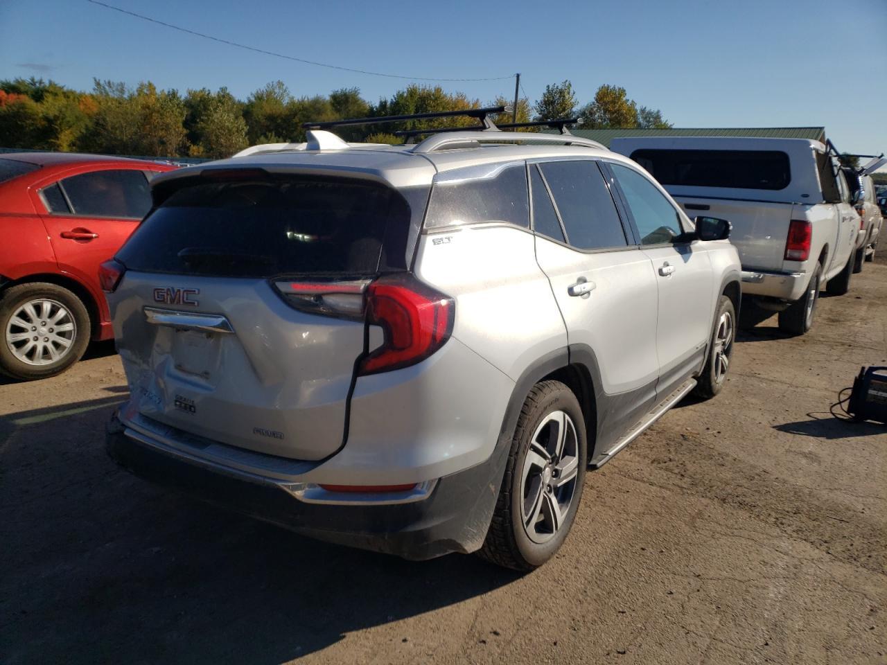 2018 GMC TERRAIN SL - Фото 4