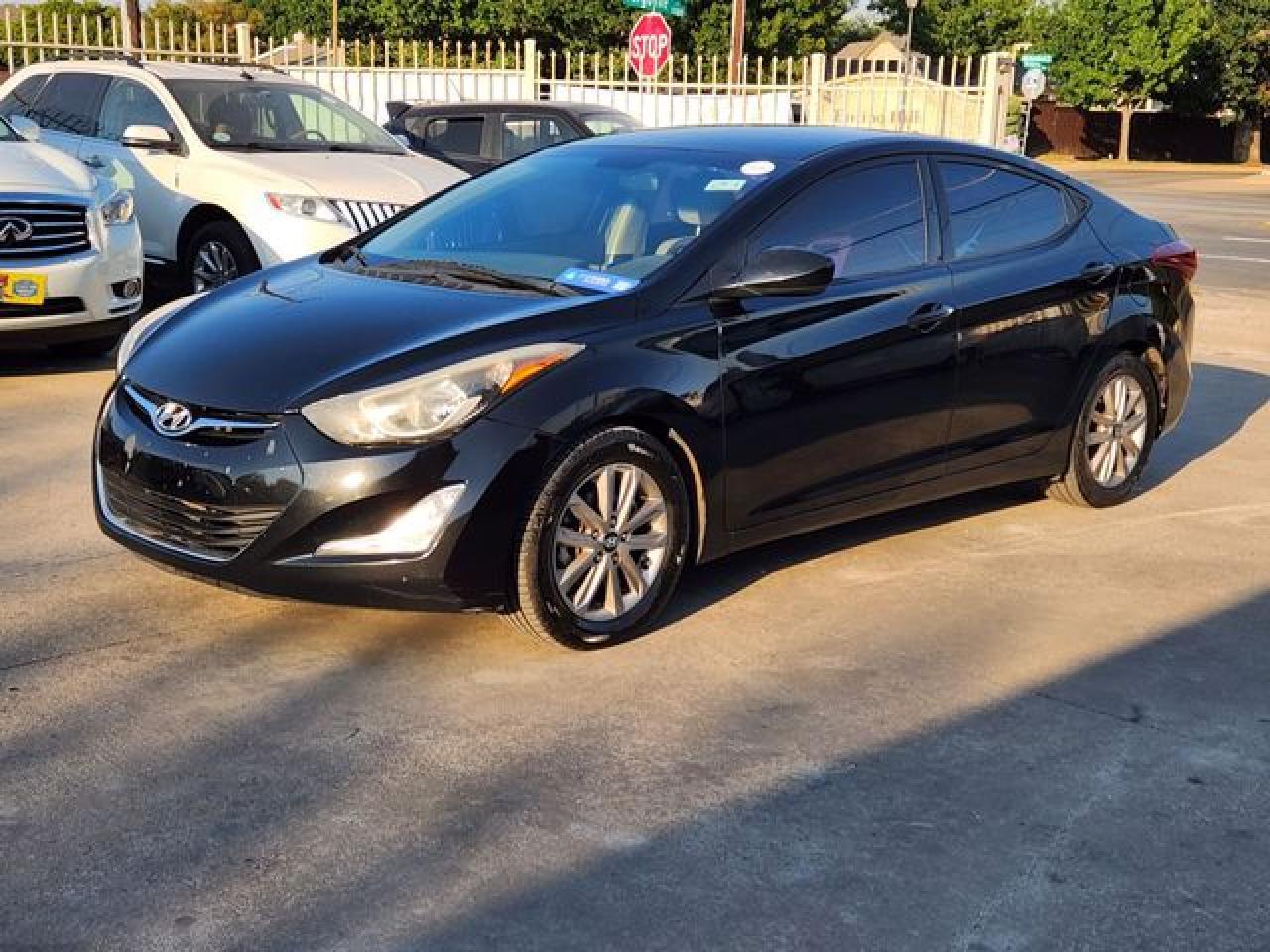 2014 Hyundai Elantra Se - Image 5