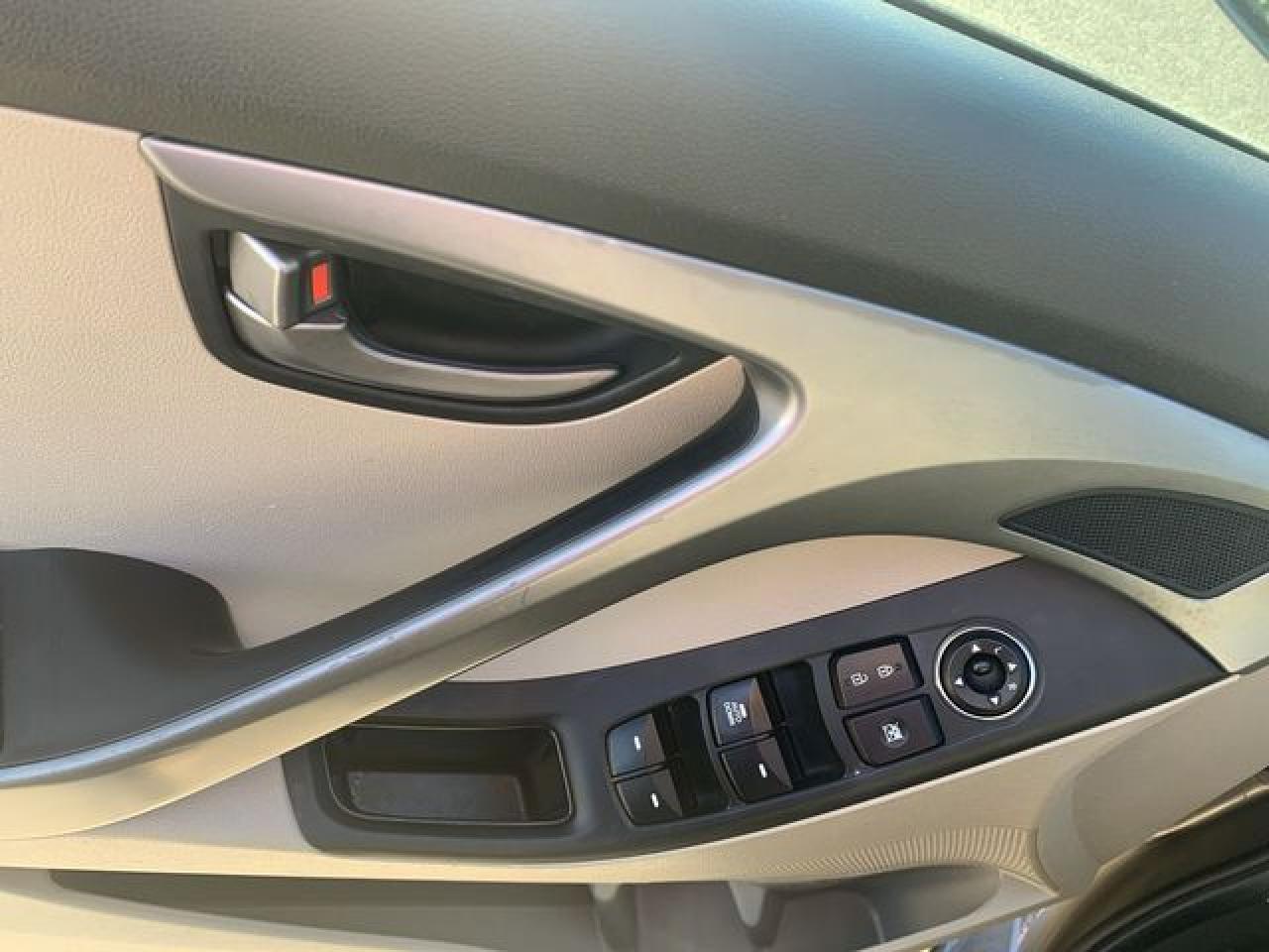 2014 Hyundai Elantra Se - Фото 4