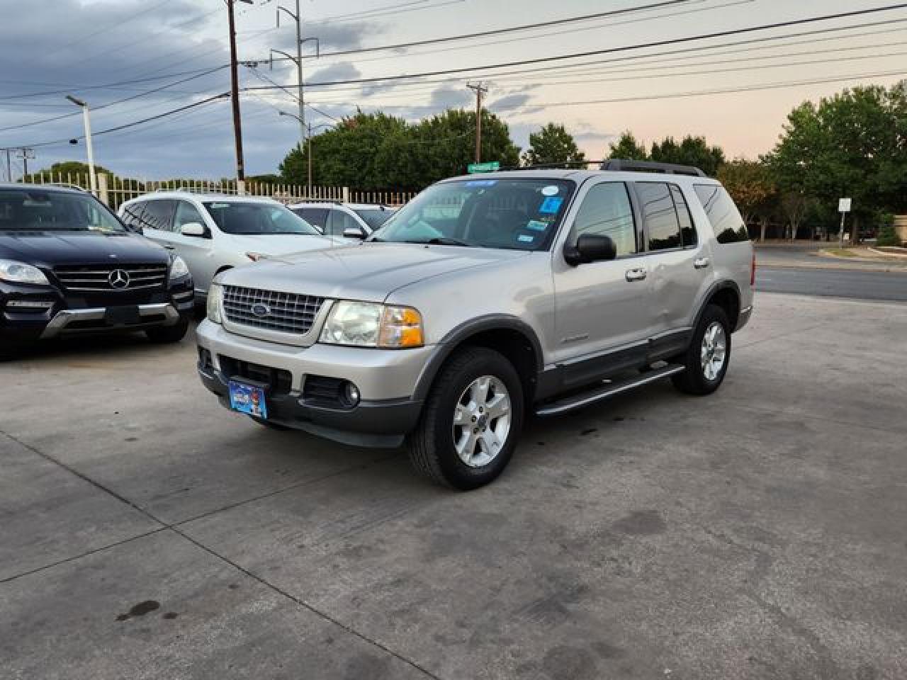 2005 Ford Explorer Xlt - Фото 3