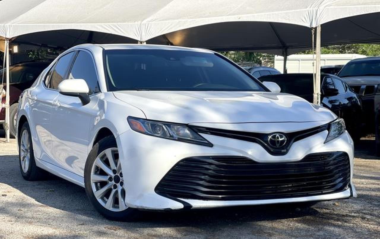 2018 Toyota Camry L - Image 2