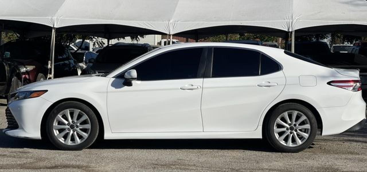 2018 Toyota Camry L - Image 4