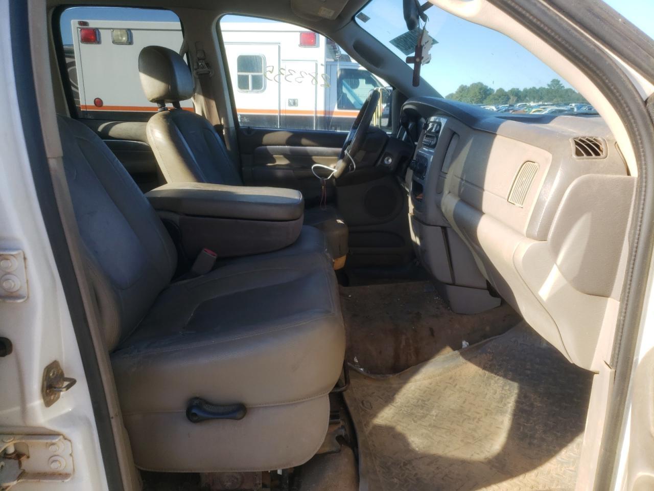 2005 Dodge Ram 3500 St - Фото 5
