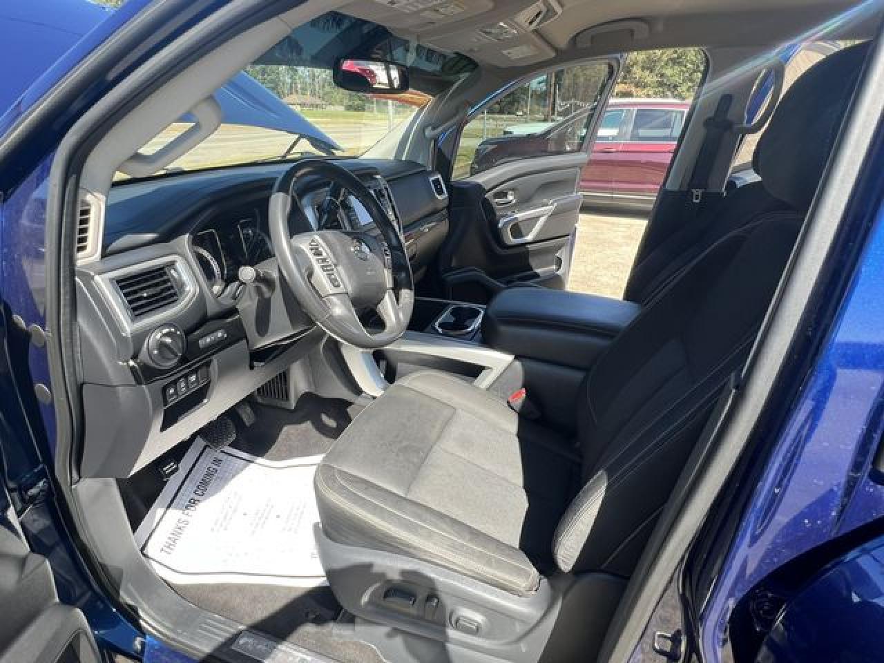 2017 Nissan Titan Sv - Image 7