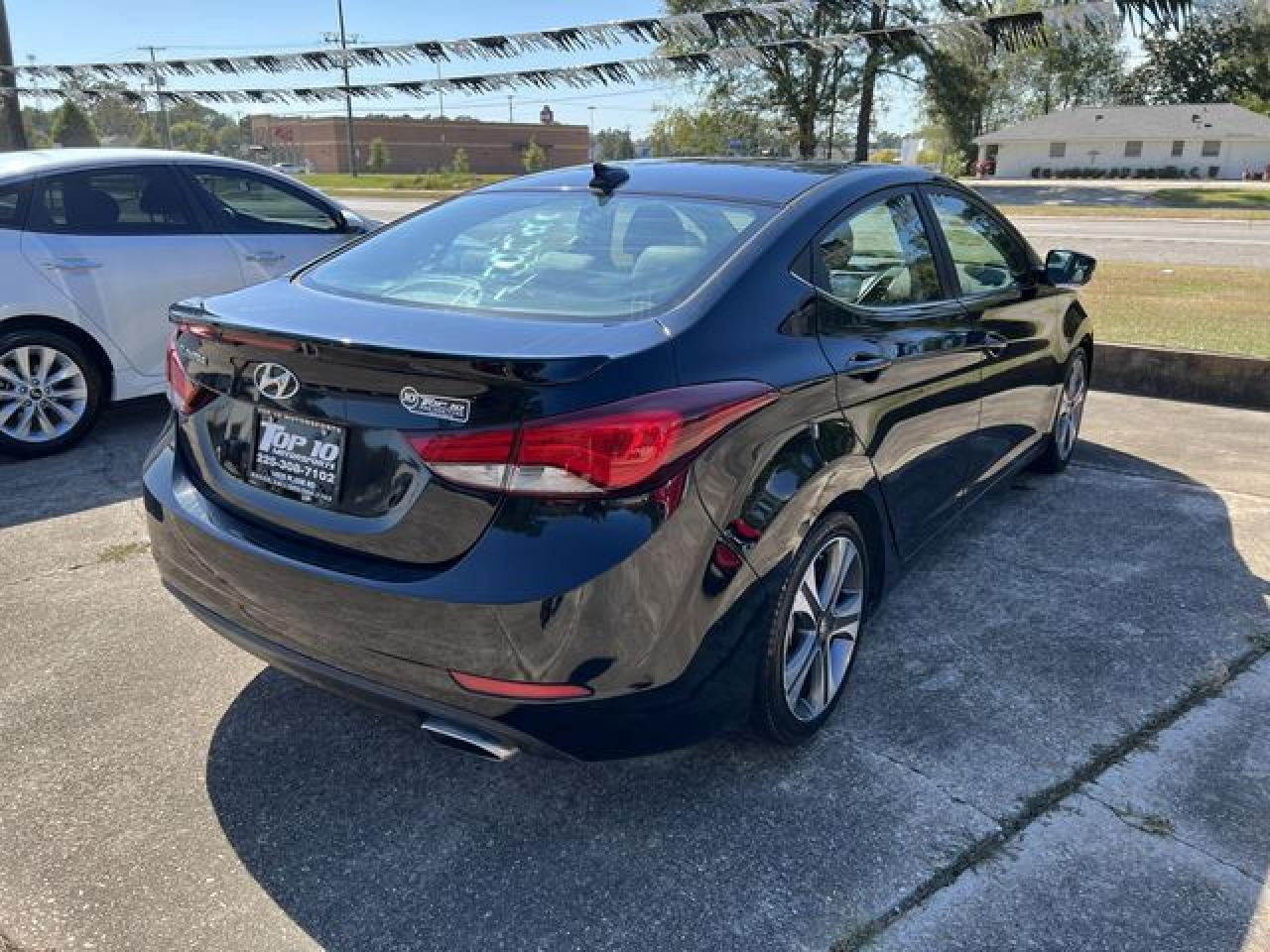 2015 Hyundai Elantra Se - Фото 3