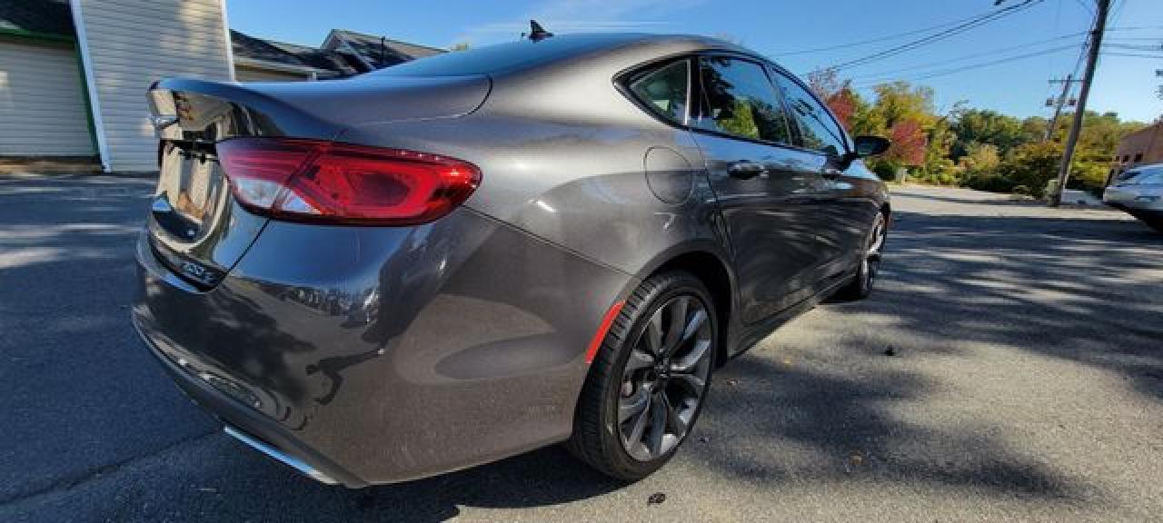 2015 Chrysler 200 S - Image 6