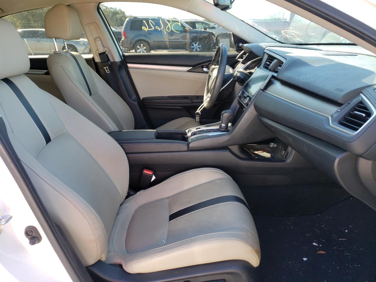2018 Honda Civic Touring - Фото 5