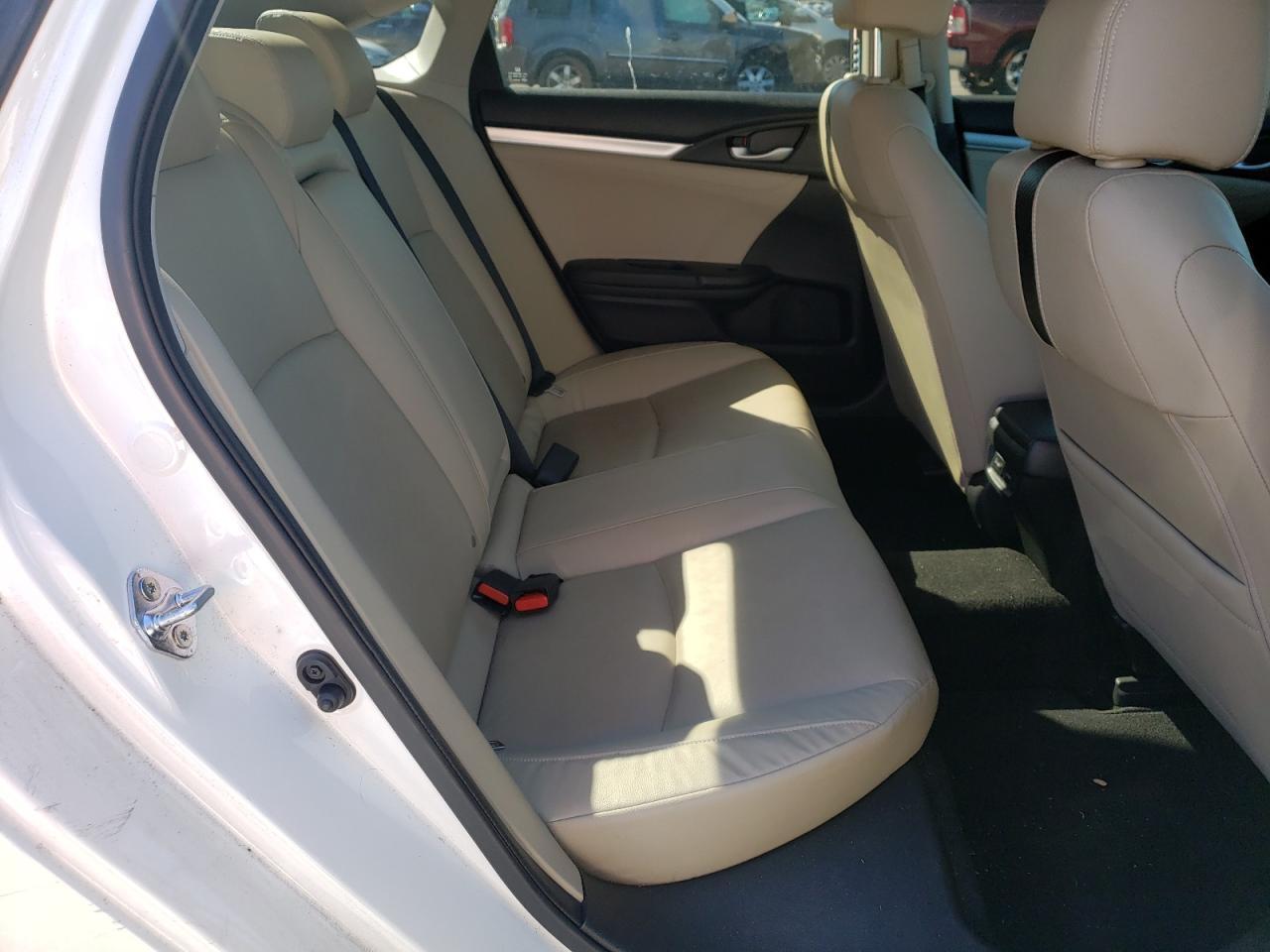2018 Honda Civic Touring - Фото 6