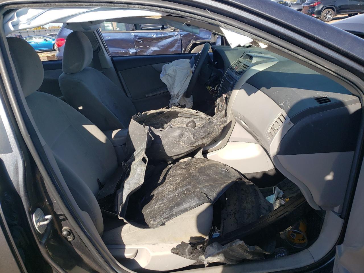 2012 Toyota Corolla Base - Фото 5