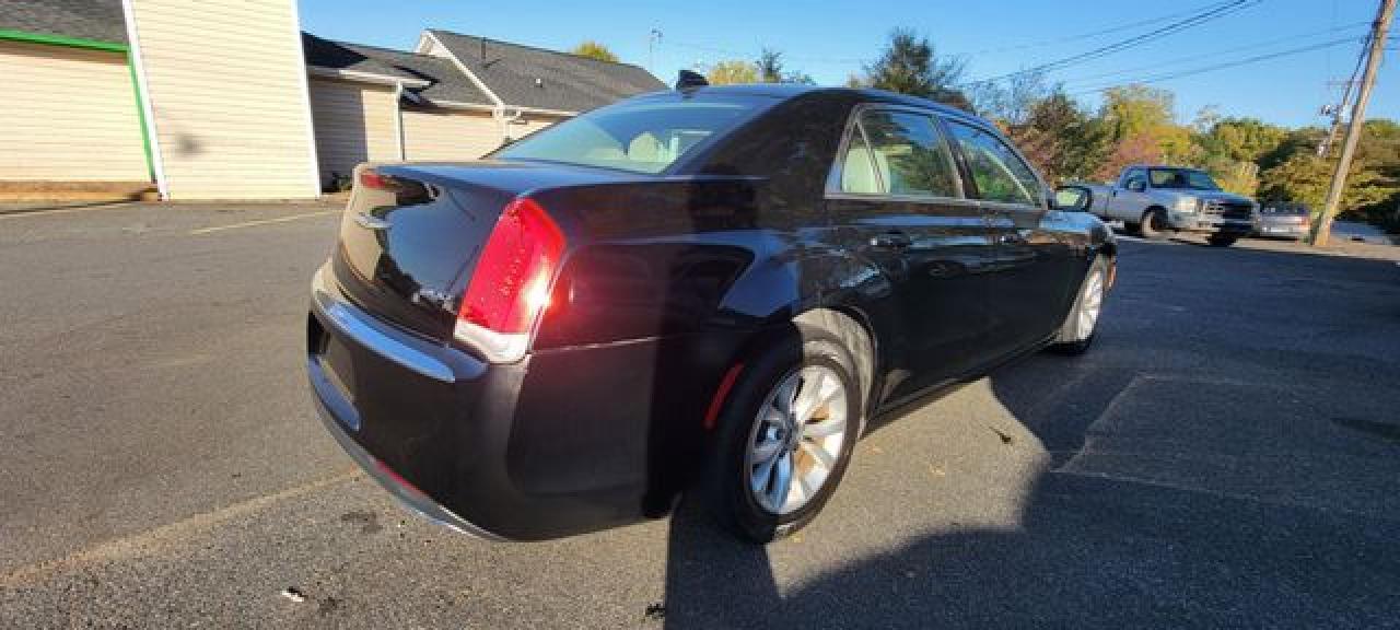 2015 Chrysler 300 Limited - Image 6