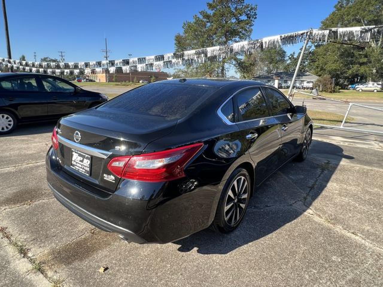 2018 Nissan Altima 2.5 - Image 3