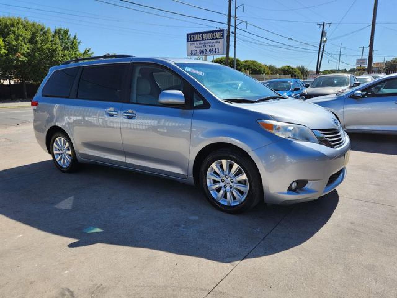 2011 Toyota Sienna Xle - Фото 5
